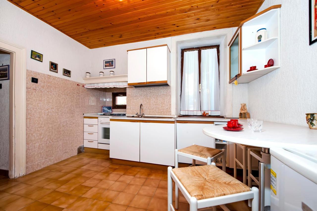 Carera Seaview Apartments 로비니 외부 사진