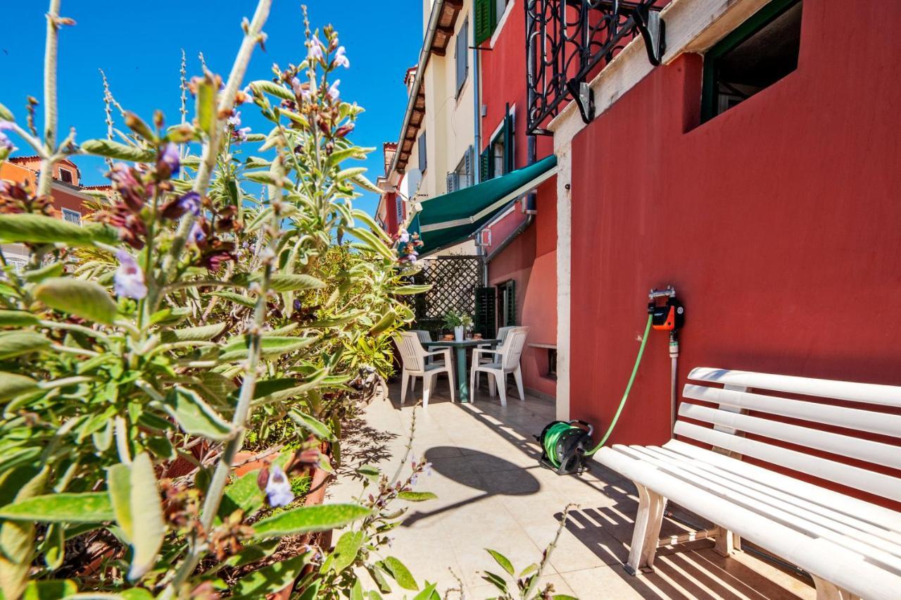 Carera Seaview Apartments 로비니 외부 사진