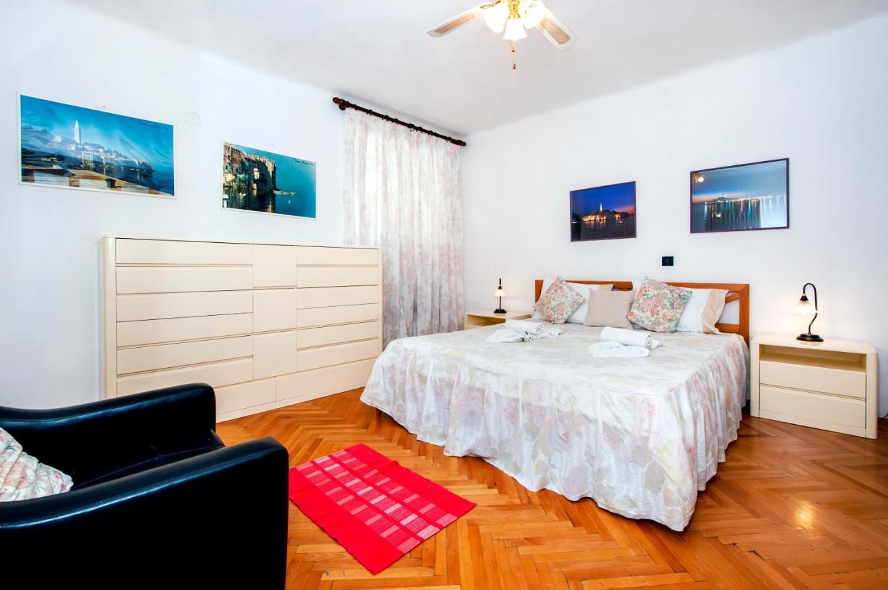 Carera Seaview Apartments 로비니 외부 사진