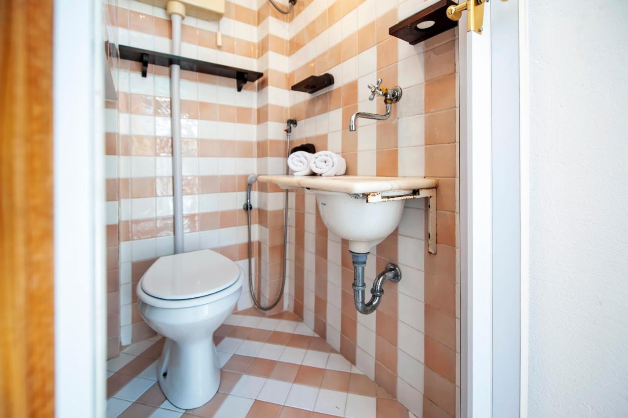 Carera Seaview Apartments 로비니 외부 사진