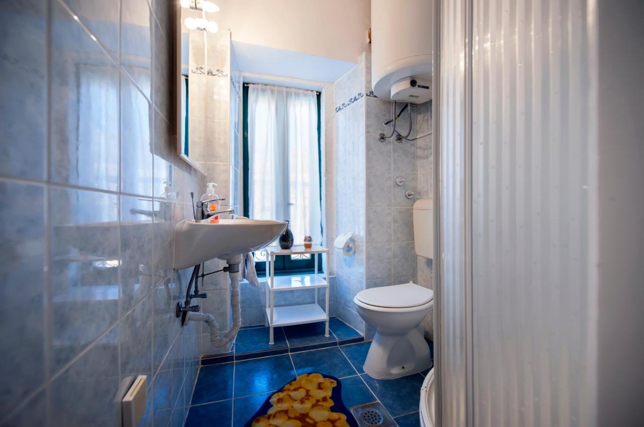 Carera Seaview Apartments 로비니 외부 사진
